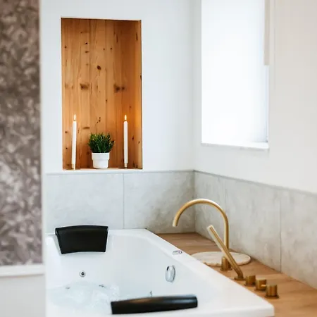 Gretry 02 - Avec Baignoire Balneo Lejlighed